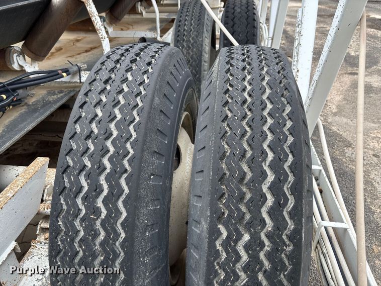 image for item EF6036 Vince Hagan mobile aggregate batch mixing plant