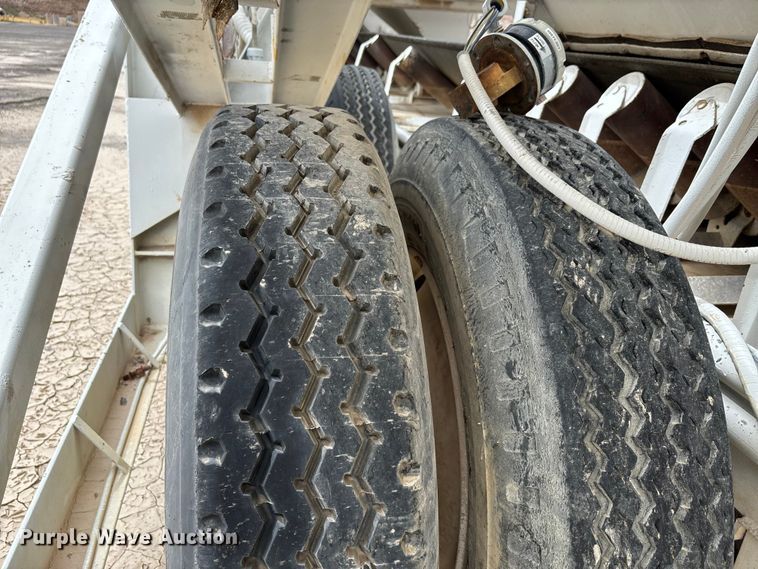 image for item EF6036 Vince Hagan mobile aggregate batch mixing plant