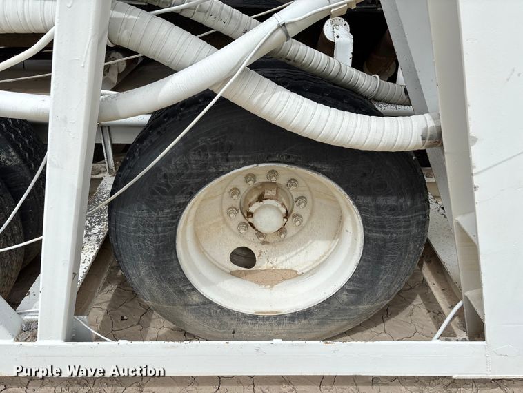 image for item EF6036 Vince Hagan mobile aggregate batch mixing plant