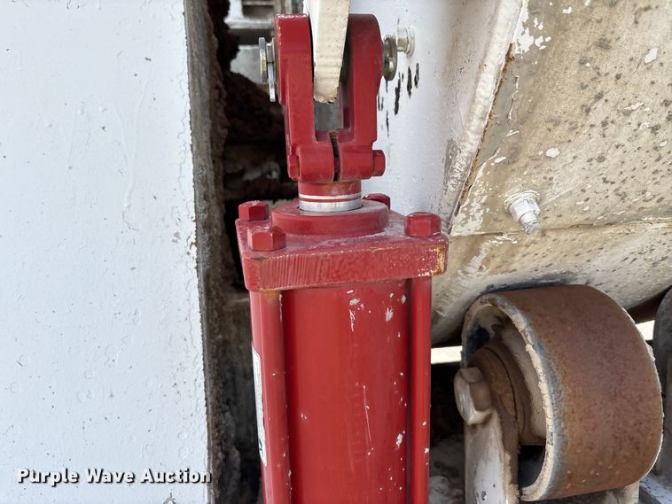 image for item EF6037 Mobile concrete batching plant