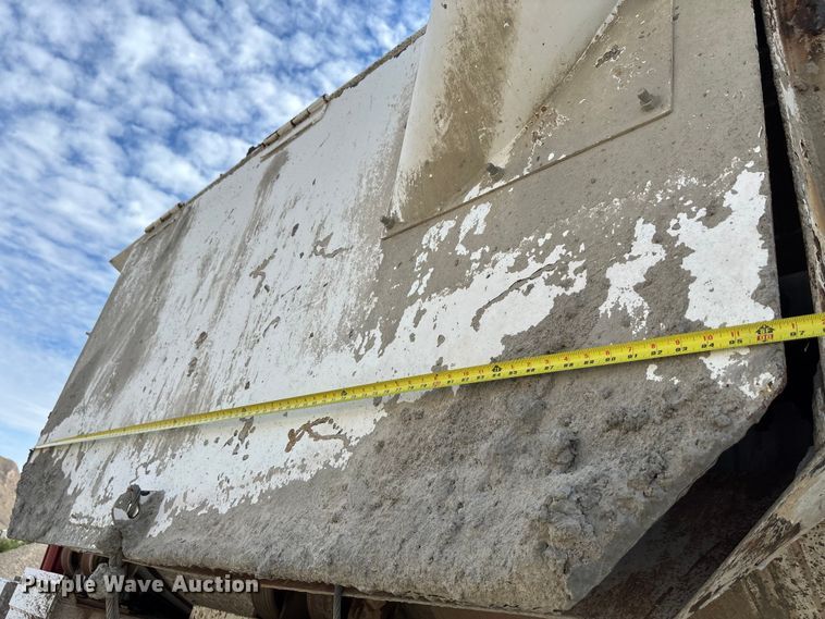 image for item EF6037 Mobile concrete batching plant