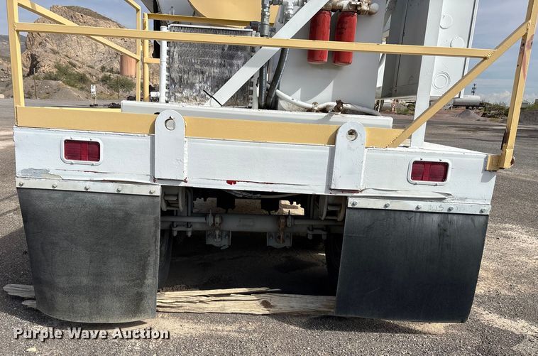 image for item EF6037 Mobile concrete batching plant