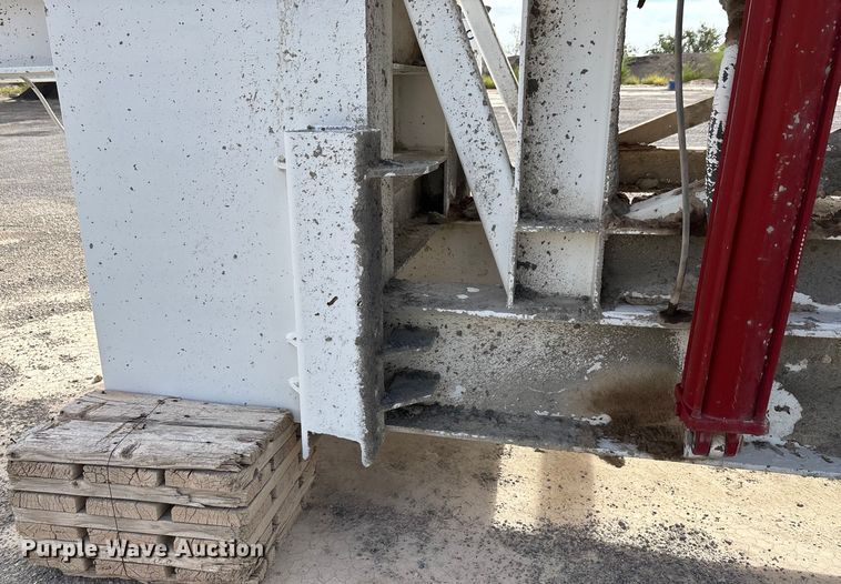 image for item EF6037 Mobile concrete batching plant