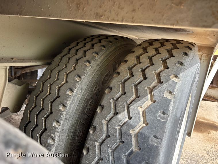 image for item EF6037 Mobile concrete batching plant