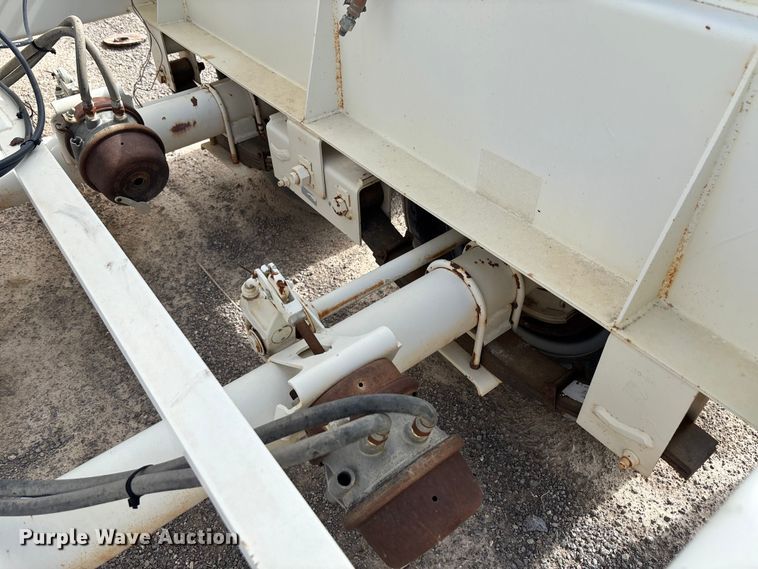 image for item EF6038 Mobile concrete silo