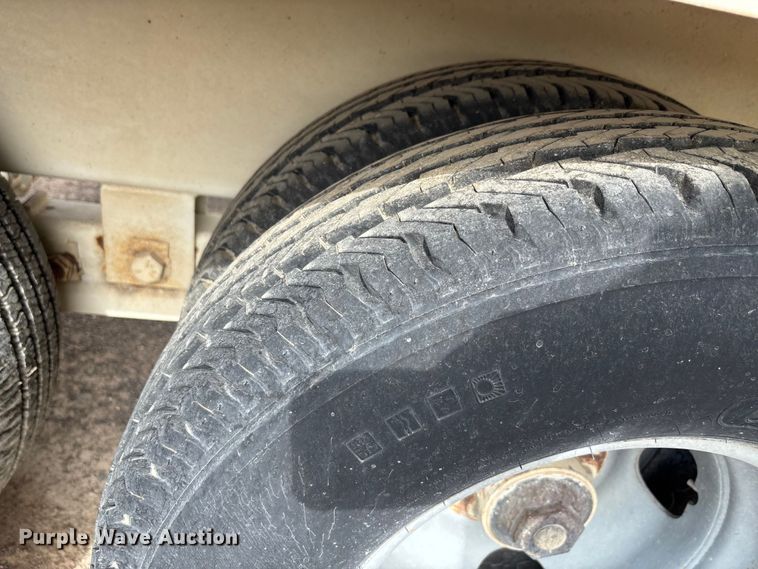 image for item EF6038 Mobile concrete silo