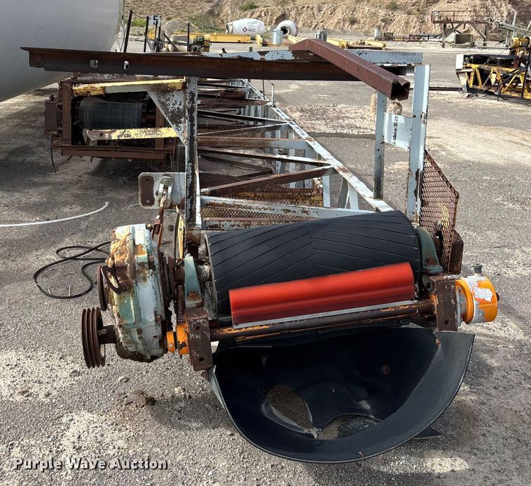 image for item EF6039 Lot of 2 conveyors