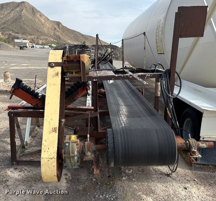 image for item EF6039 Lot of 2 conveyors