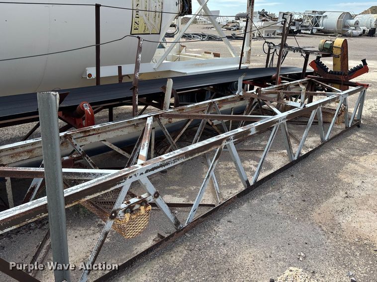 image for item EF6039 Lot of 2 conveyors