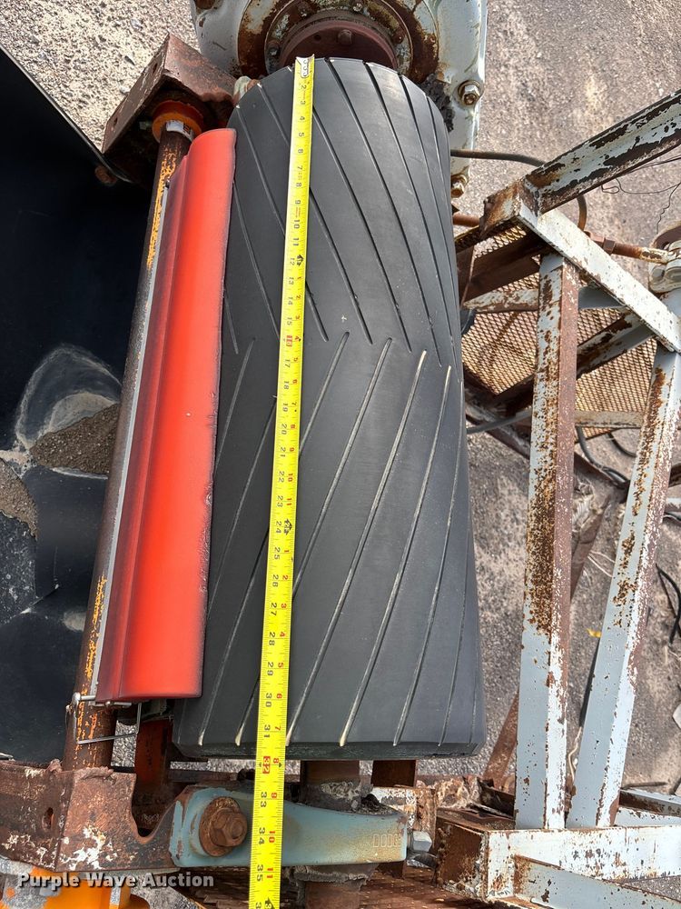 image for item EF6039 Lot of 2 conveyors