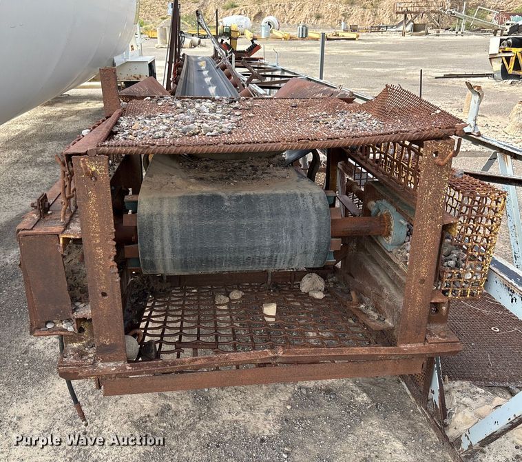 image for item EF6039 Lot of 2 conveyors