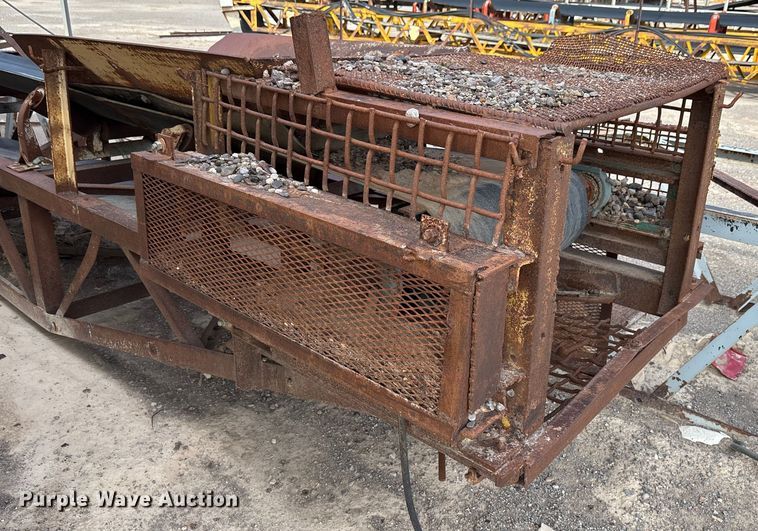 image for item EF6039 Lot of 2 conveyors