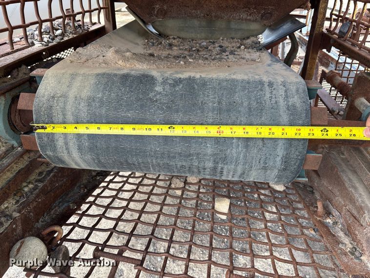 image for item EF6039 Lot of 2 conveyors