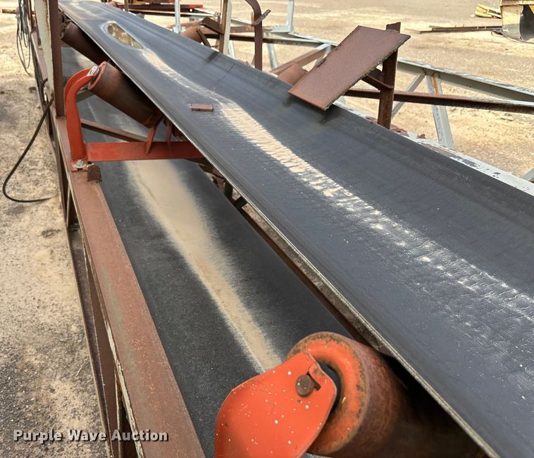 image for item EF6039 Lot of 2 conveyors