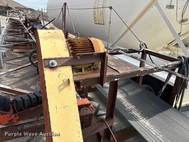 image for item EF6039 Lot of 2 conveyors