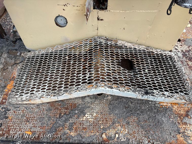 image for item EF6043 Mobile asphalt plant