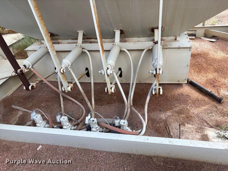 image for item EF6043 Mobile asphalt plant