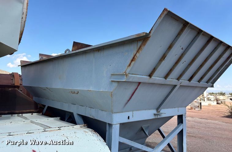 image for item EF6044 Material hopper