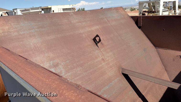 image for item EF6044 Material hopper