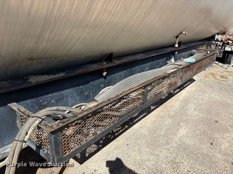 image for item EF6047 Mobile asphalt plant