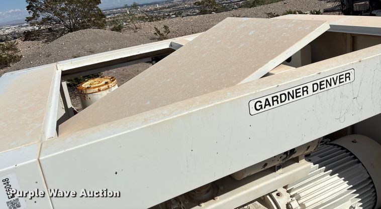 image for item EF6048 Garden Denver ERH99E air compressor