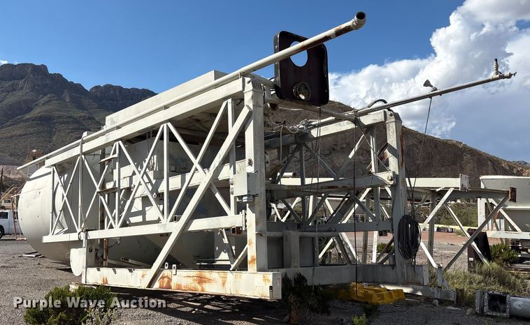 image for item EF6049 Mobile concrete batch plant