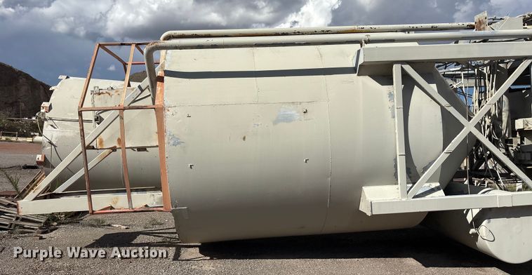 image for item EF6049 Mobile concrete batch plant