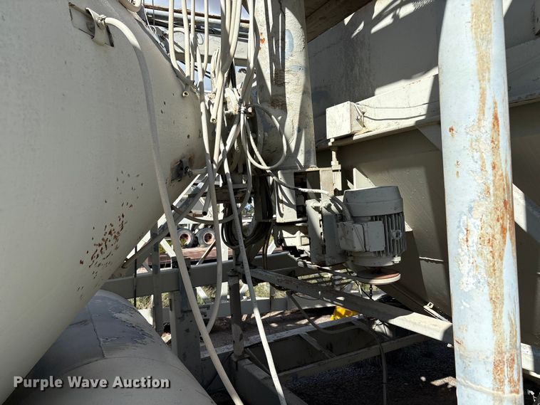 image for item EF6049 Mobile concrete batch plant