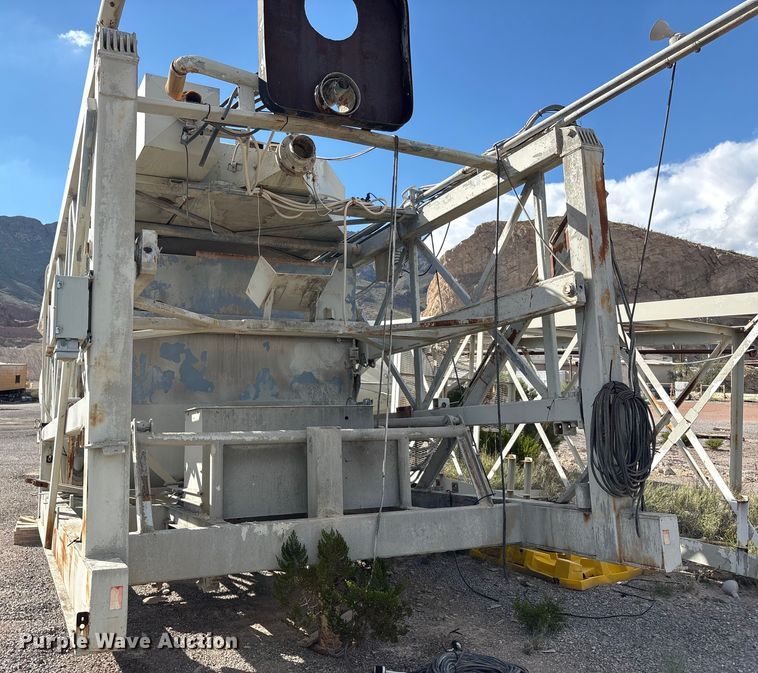 image for item EF6049 Mobile concrete batch plant