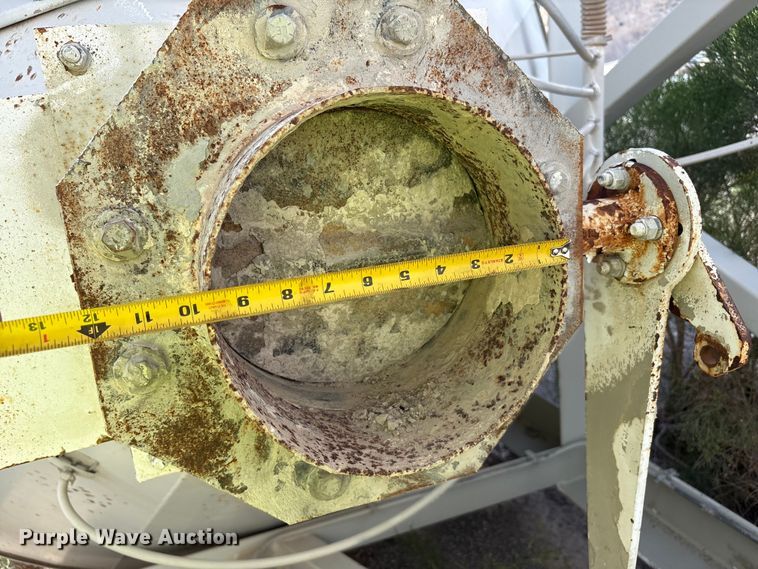 image for item EF6049 Mobile concrete batch plant