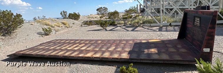 image for item EF6050 Hook lift flat bed