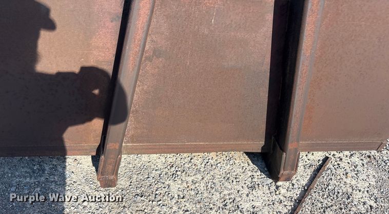 image for item EF6050 Hook lift flat bed