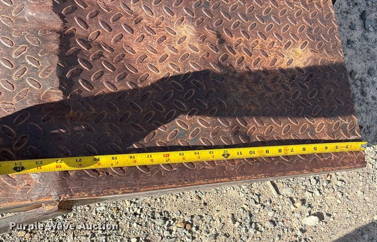 image for item EF6050 Hook lift flat bed