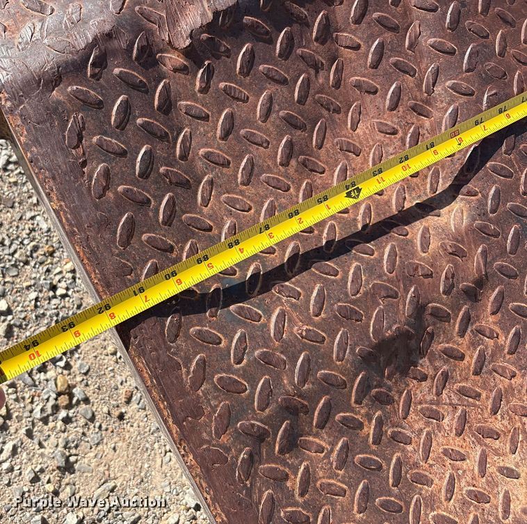 image for item EF6050 Hook lift flat bed