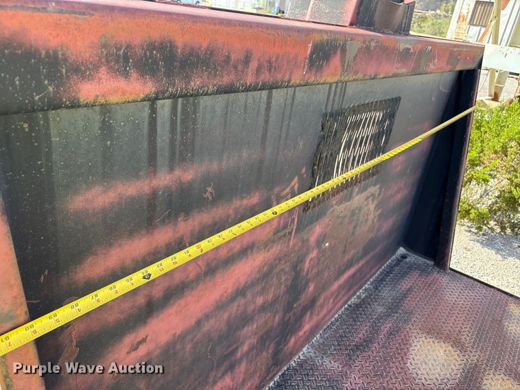 image for item EF6050 Hook lift flat bed