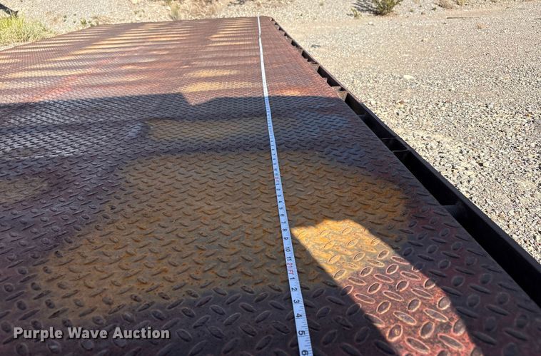 image for item EF6050 Hook lift flat bed