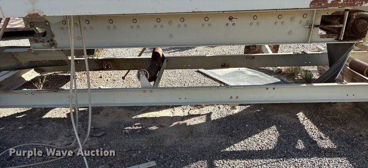 image for item EF6051 Cedarapids Mobile asphalt bin