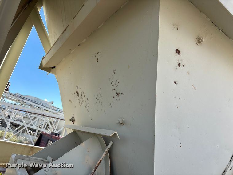 image for item EF6051 Cedarapids Mobile asphalt bin