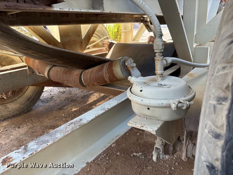 image for item EF6051 Cedarapids Mobile asphalt bin