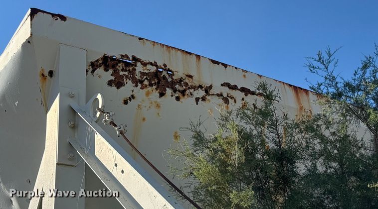 image for item EF6051 Cedarapids Mobile asphalt bin