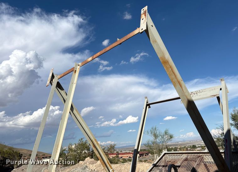 image for item EF6051 Cedarapids Mobile asphalt bin