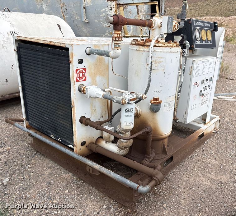 image for item EF6057 Garden Denver ECHQJD air compressor