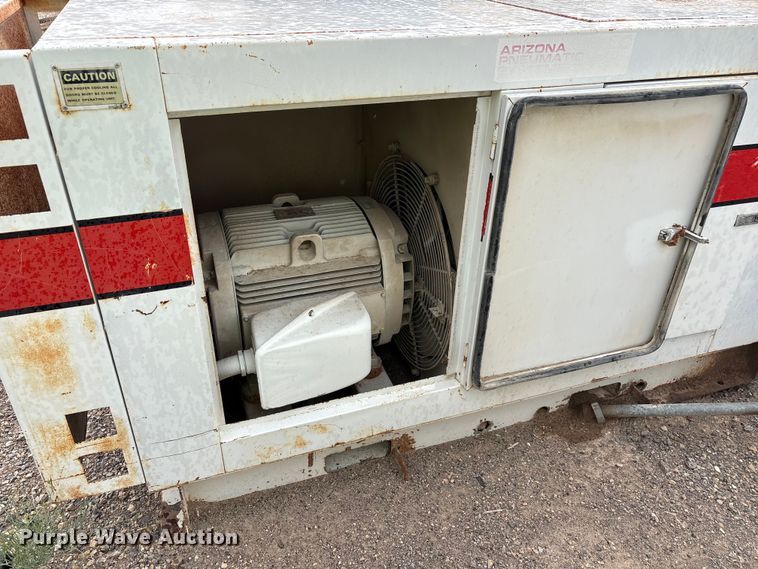 image for item EF6057 Garden Denver ECHQJD air compressor