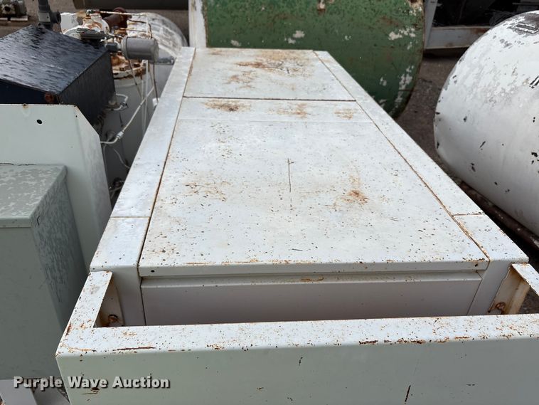 image for item EF6057 Garden Denver ECHQJD air compressor