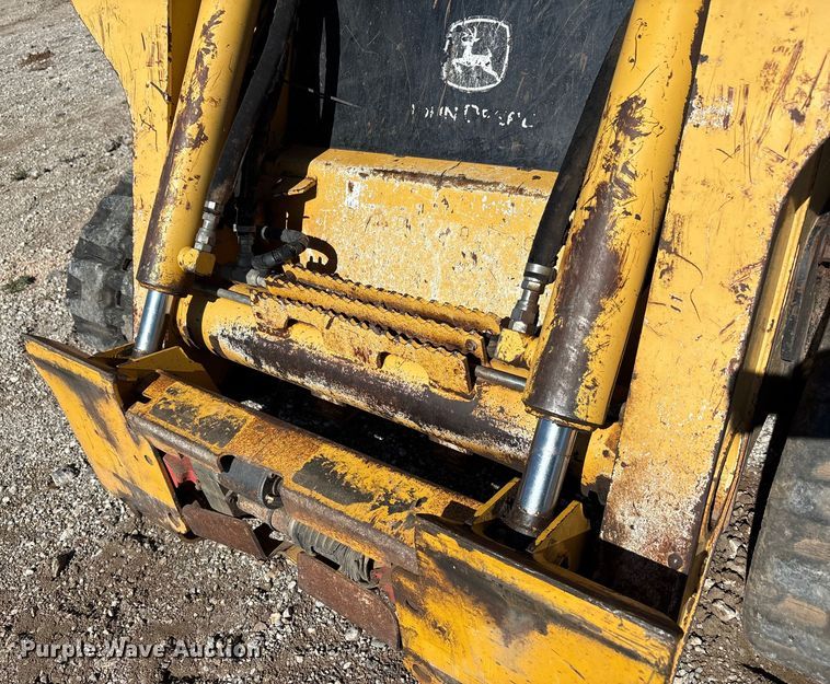 image for item EF6059 2009 John Deere CT332 tracked skid steer loader