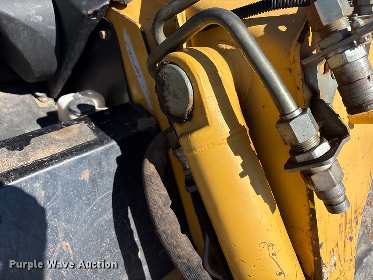 image for item EF6059 2009 John Deere CT332 tracked skid steer loader