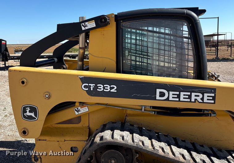 image for item EF6059 2009 John Deere CT332 tracked skid steer loader