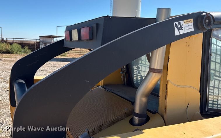 image for item EF6059 2009 John Deere CT332 tracked skid steer loader