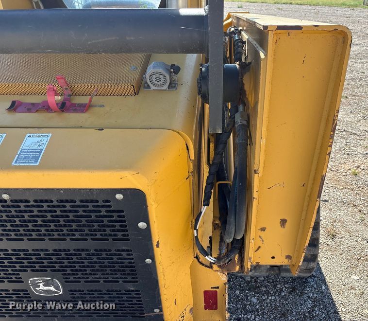 image for item EF6059 2009 John Deere CT332 tracked skid steer loader