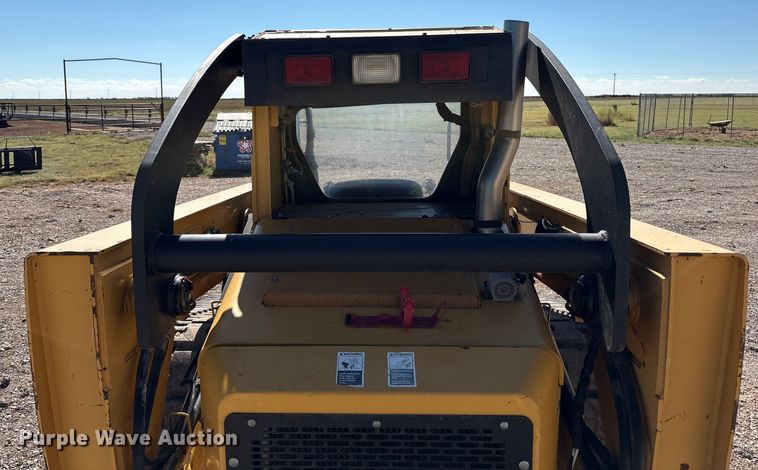 image for item EF6059 2009 John Deere CT332 tracked skid steer loader